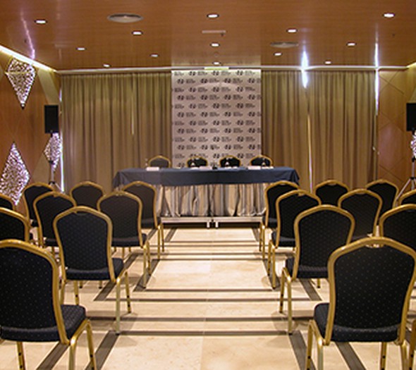 9 meeting rooms Hotel Beatriz Albacete & Spa