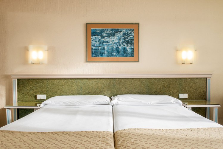 Twin room Hotel Beatriz Costa & Spa Lanzarote