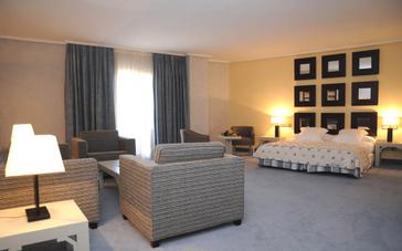 Beatriz Hoteles | Toledo | Lanzarote | Calella | Galerie 23